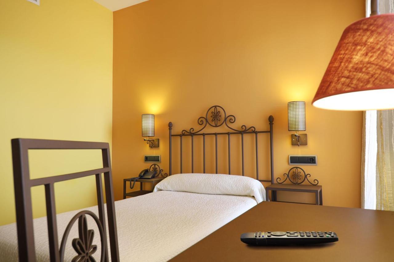 Hotel Moya Honrubia 외부 사진